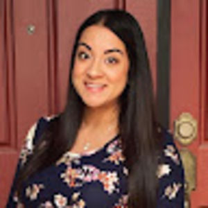 Meet your Posher, Parisa